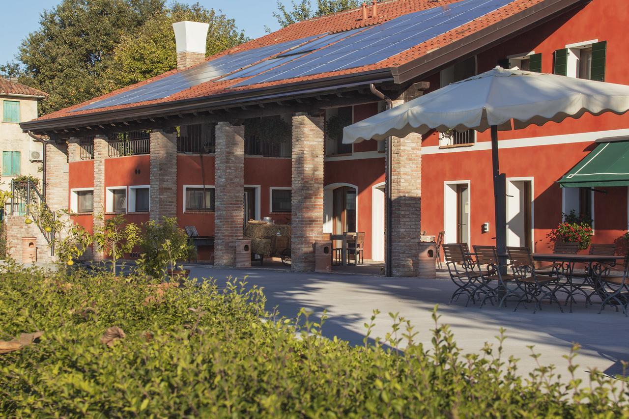 Ca' Ciaran Bed & Breakfast Chiarano Eksteriør bilde