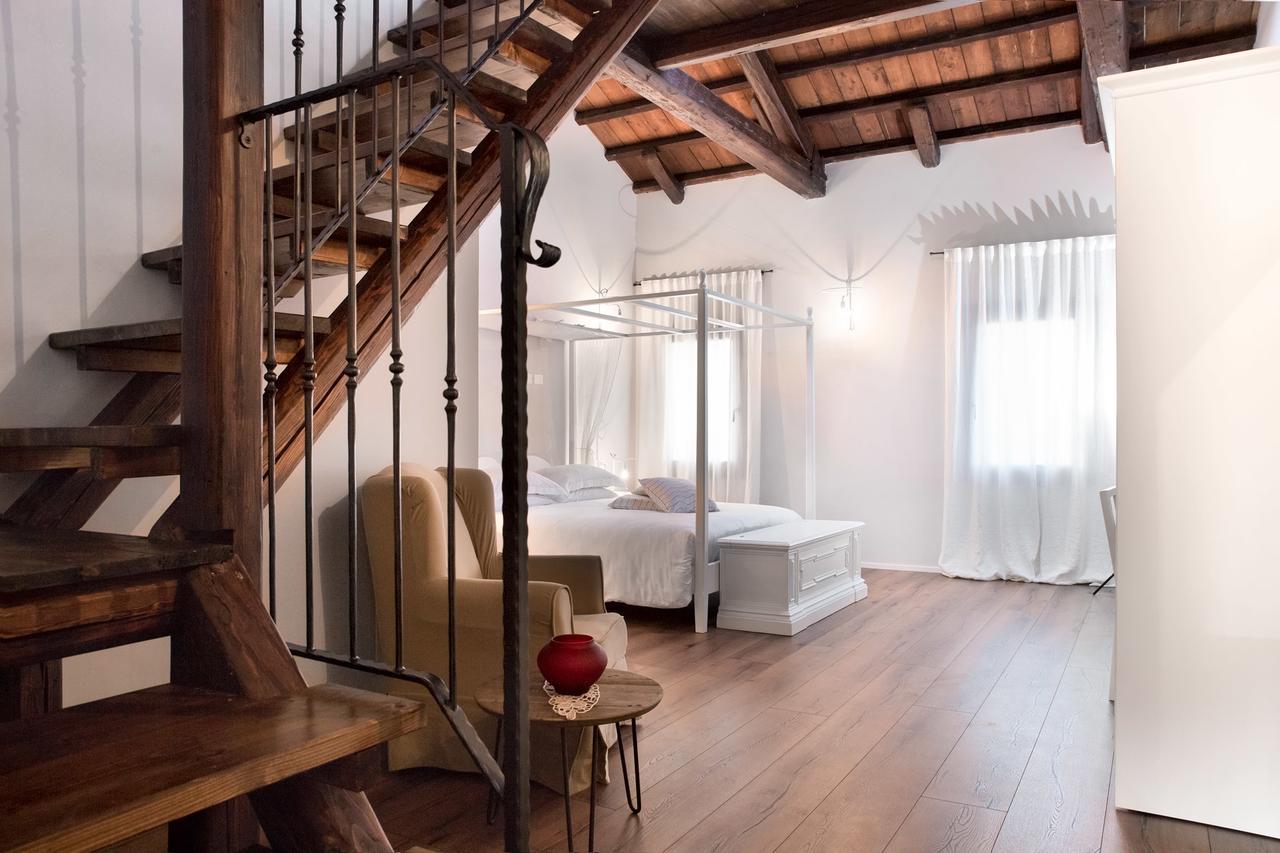Ca' Ciaran Bed & Breakfast Chiarano Eksteriør bilde